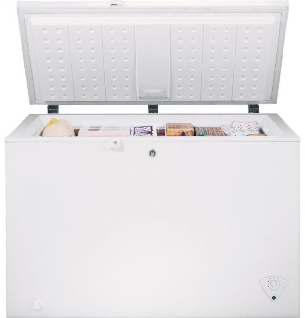best chest freezer - GE FCM11PHWW 10.6 Cu. Ft. White Chest Freezer