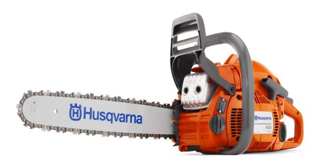 best chainsaw review - Husqvarna 450 18-Inch Gas Powered Chain Saw