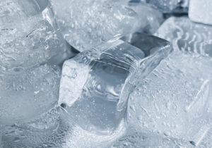 Cold compresses: ice pack